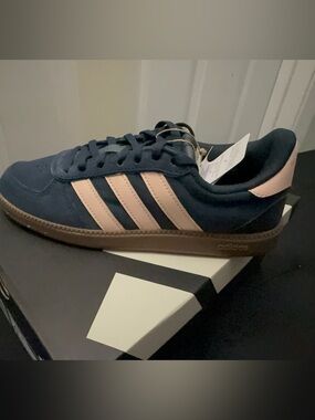 adidas Breaknet Sleek Navy Suede Sneaker with Light Pink Stripes Womens 6